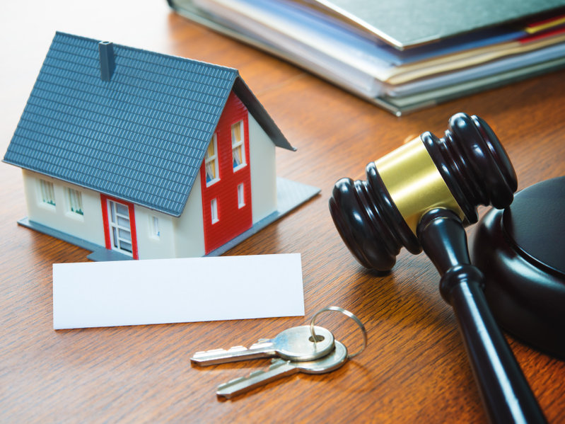 Pourquoi recourir au service d’un avocat en droit immobilier ?