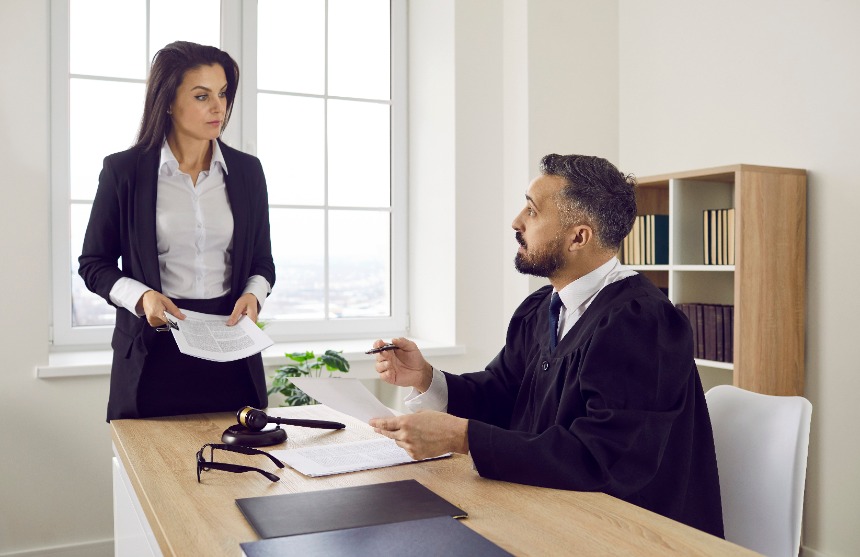 Bien choisir un cabinet d’avocat : quelques principales astuces