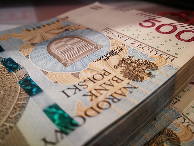Comment gérer les aspects fiscaux d'un plan d'épargne retraite entreprise (PERE) ?